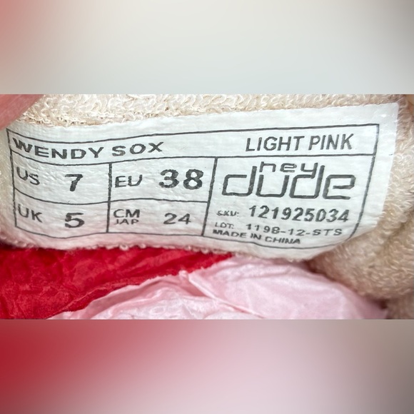 Hey Dude Wendy Sox Womens Sz 7 Light Pink Slip On Comfort Casual Flat Shoes - Picture 3 of 11